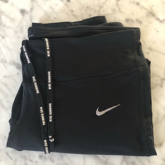 Nike DRI-FIT capri running leggings